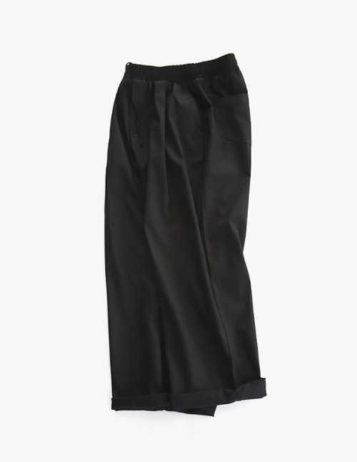 Tapered Wide One Tuck Linen Pants_Black