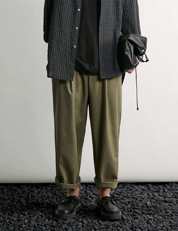 Tapered Wide One Tuck Linen Pants_Martine Olive