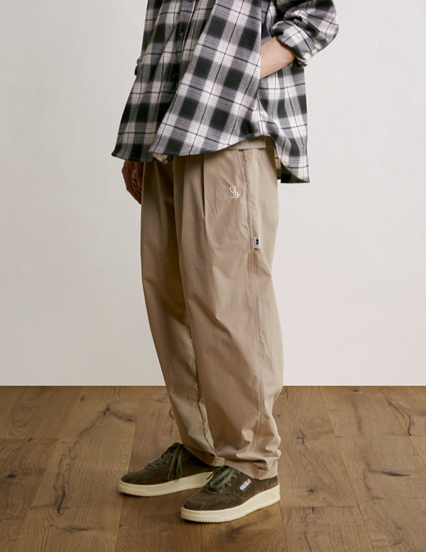 City Boy Tapered Wide Two Tuck Ray Pants_Mocha Beige